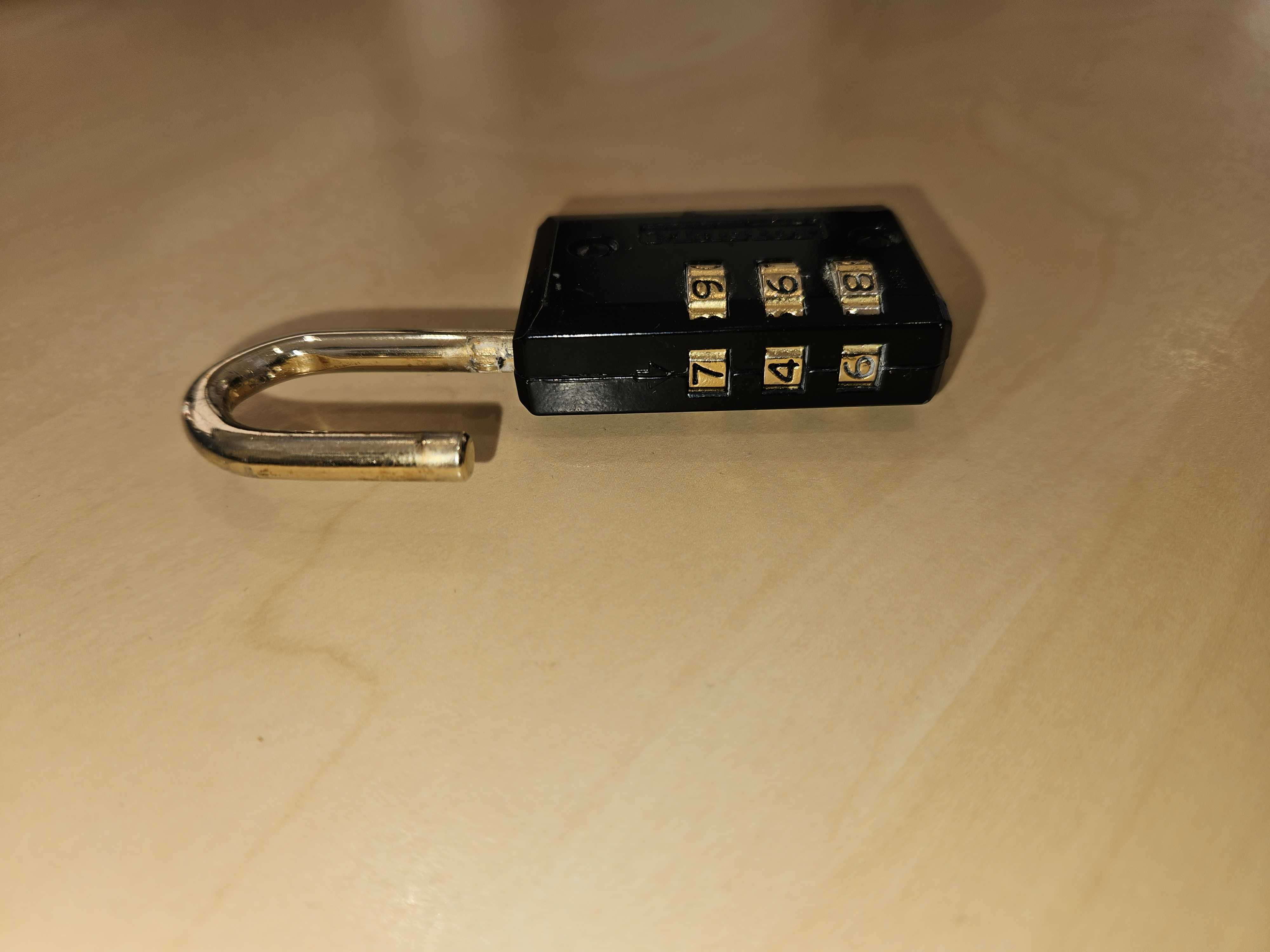 Padlock Combination Key Black & Gold